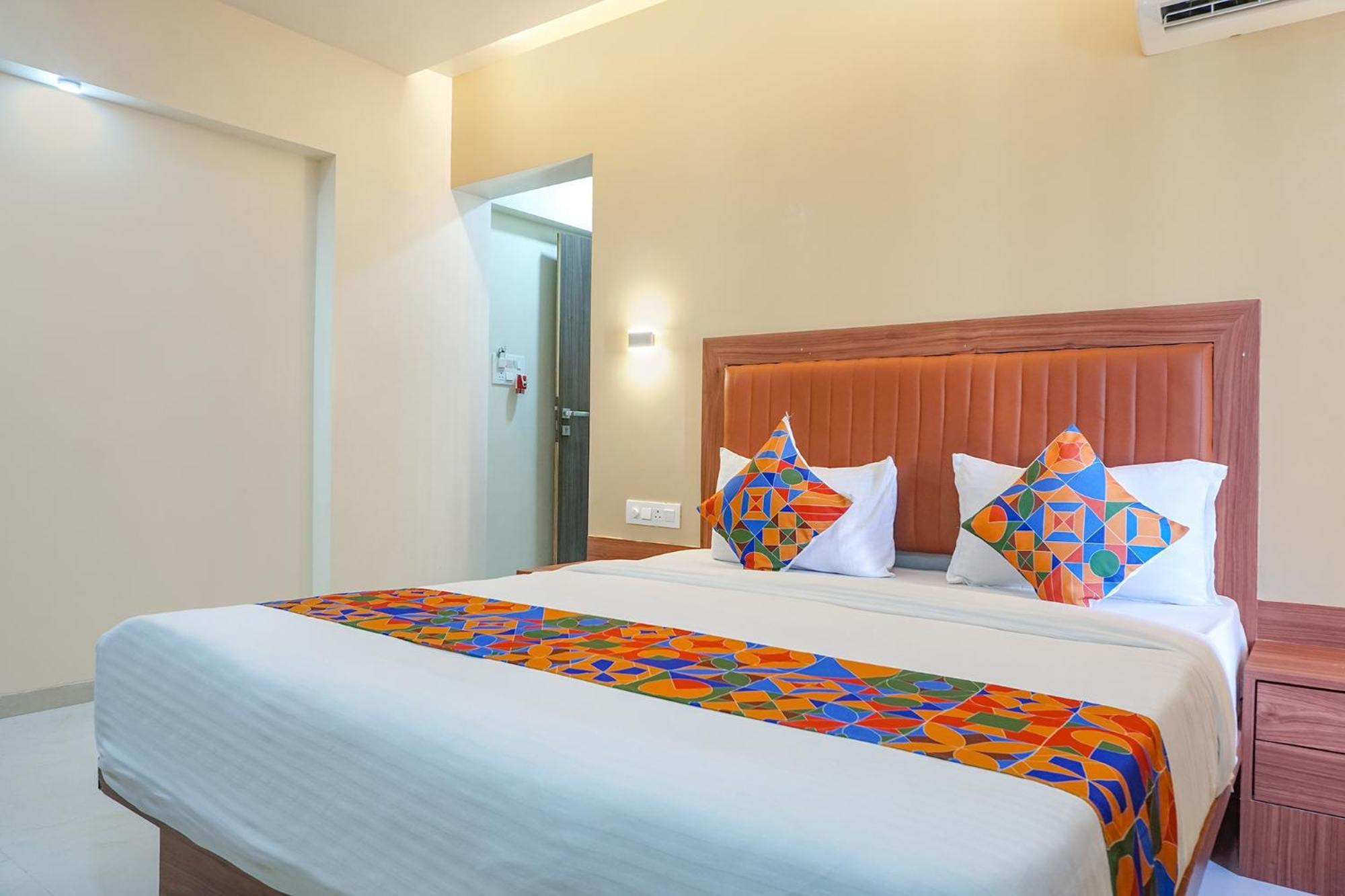 Fabhotel Emersion Residency - High Street Near Laxman Nagar, Baner 浦那 外观 照片