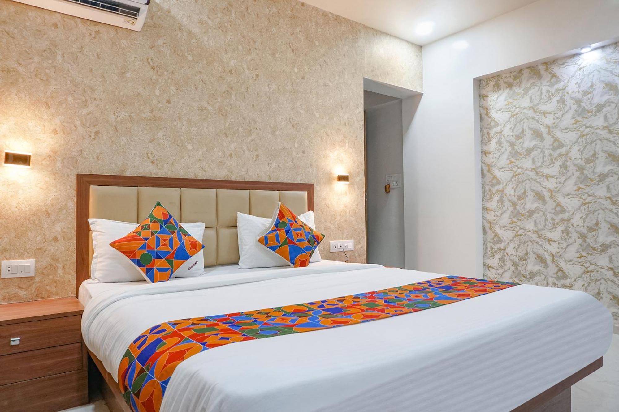 Fabhotel Emersion Residency - High Street Near Laxman Nagar, Baner 浦那 外观 照片