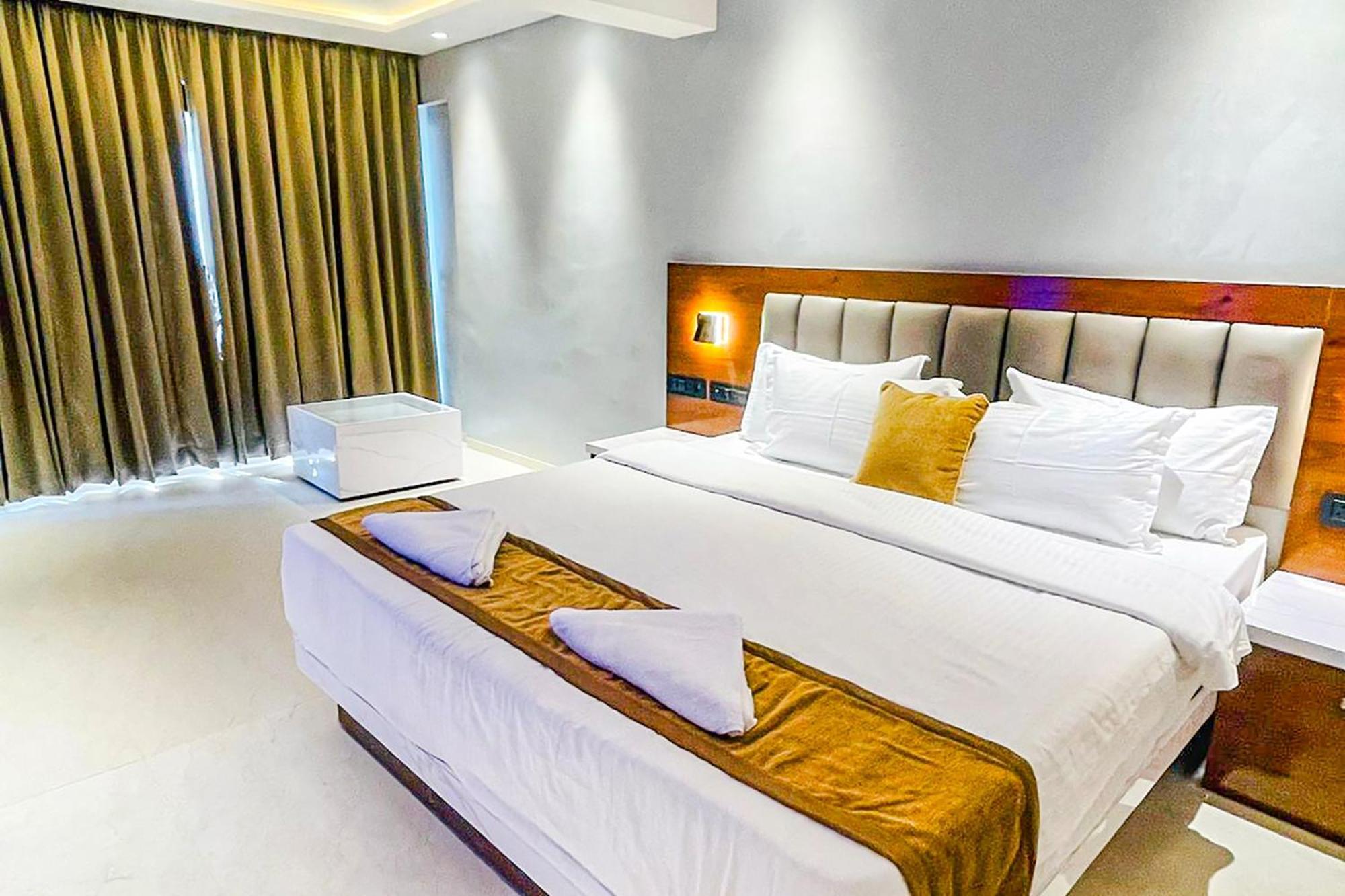 Fabhotel Emersion Residency - High Street Near Laxman Nagar, Baner 浦那 外观 照片